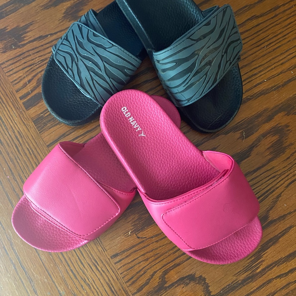 Old Navy Pink and Black Slide Sandals